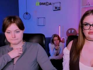 nikol-kitt Lips live webcam