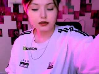 nikol-kitt's CamSoda show and profile