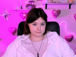 nikol-kitt's CamSoda show and profile