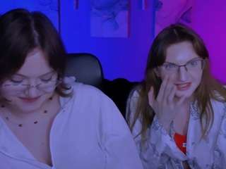 nikol-kitt Live Webcam on CamSoda