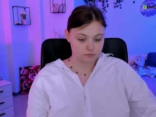 nikol-kitt live webcam show