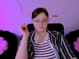 nikol-kitt live webcam show