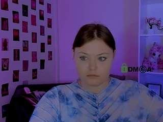 nikol-kitt Live Webcam on CamSoda