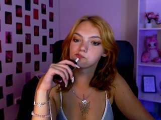 nikol-kitt live cam on CamSoda