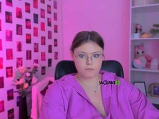 nikol-kitt's live room