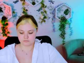 nikol-kitt live cam preview