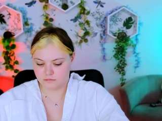 nikol-kitt live cam preview