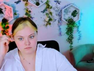 nikol-kitt live cam preview