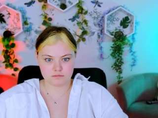 nikol-kitt live cam preview