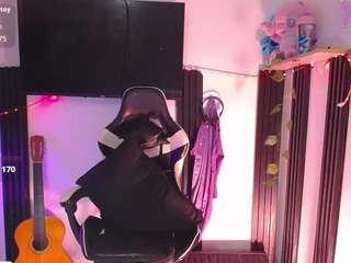 SHAINA JAY AND LUNA live cam preview