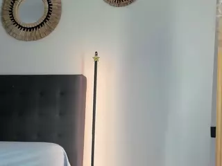 mazekyn's Live Sex Cam Show