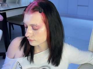 vailyreb live cam profile