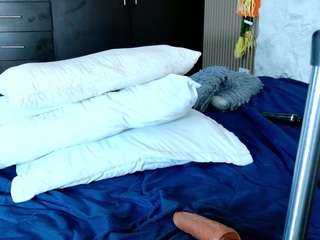le modèle anahank est en webcam porno dans un show sur le site camsoda, il possède les tags suivants: anal,no smoking,fingering,fingers,fuck machine,latina,lush,mature,natural,nature,no drinking,pov,feet,pussy,sex toys,sexy,spank,squirt,squirter,striptease