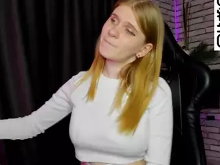 Alya's Live Sex Cam Show