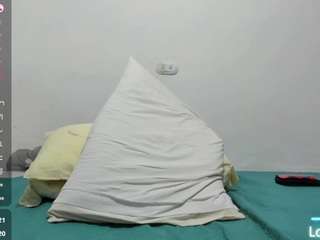  miiahernandez chat room