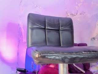 naughty-lizeth Live Webcam on CamSoda