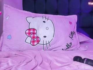 samanta-pink