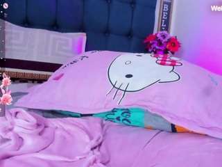 samanta-pink