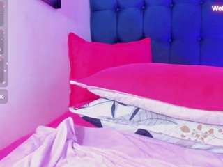 samanta-pink
