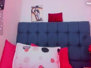  samanta-pink chat room