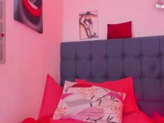 Samanta-pink