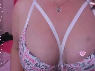 Samanta-pink