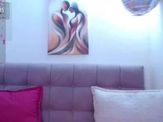 samanta-pink Live Webcam on CamSoda
