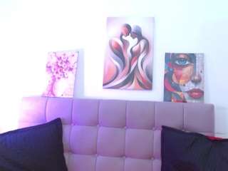 samanta-pink