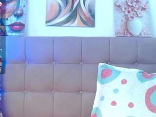 samanta-pink