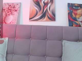 samanta-pink