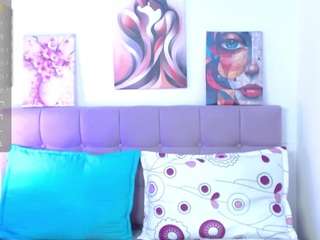 samanta-pink