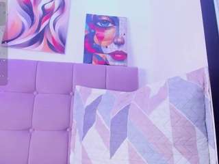 samanta-pink