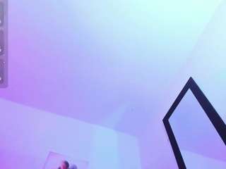 samanta-pink