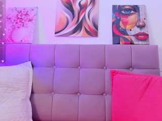 samanta-pink