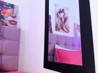 samanta-pink