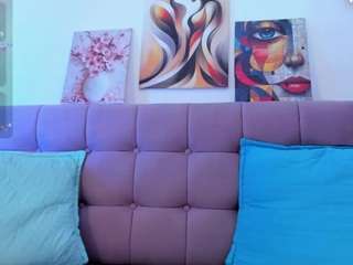 samanta-pink