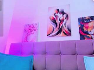 samanta-pink