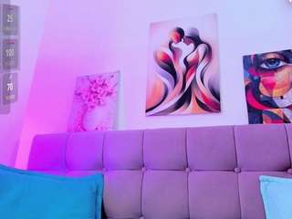 samanta-pink