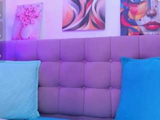 samanta-pink