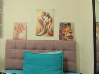 samanta-pink