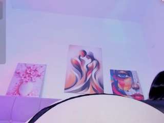 samanta-pink