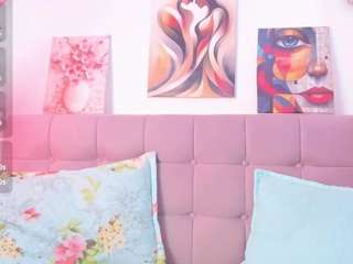 samanta-pink