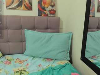 samanta-pink