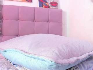 samanta-pink