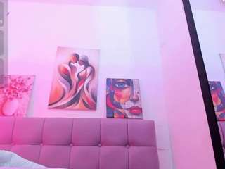 samanta-pink