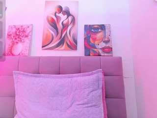 samanta-pink