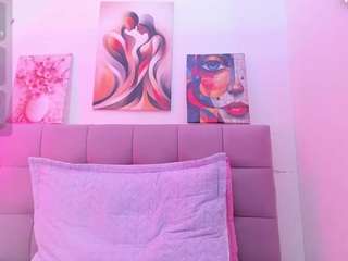 Samanta-pink live cam