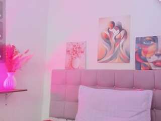 samanta-pink live webcam show