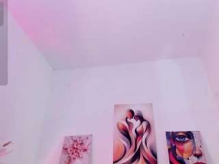 samanta-pink