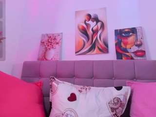 samanta-pink